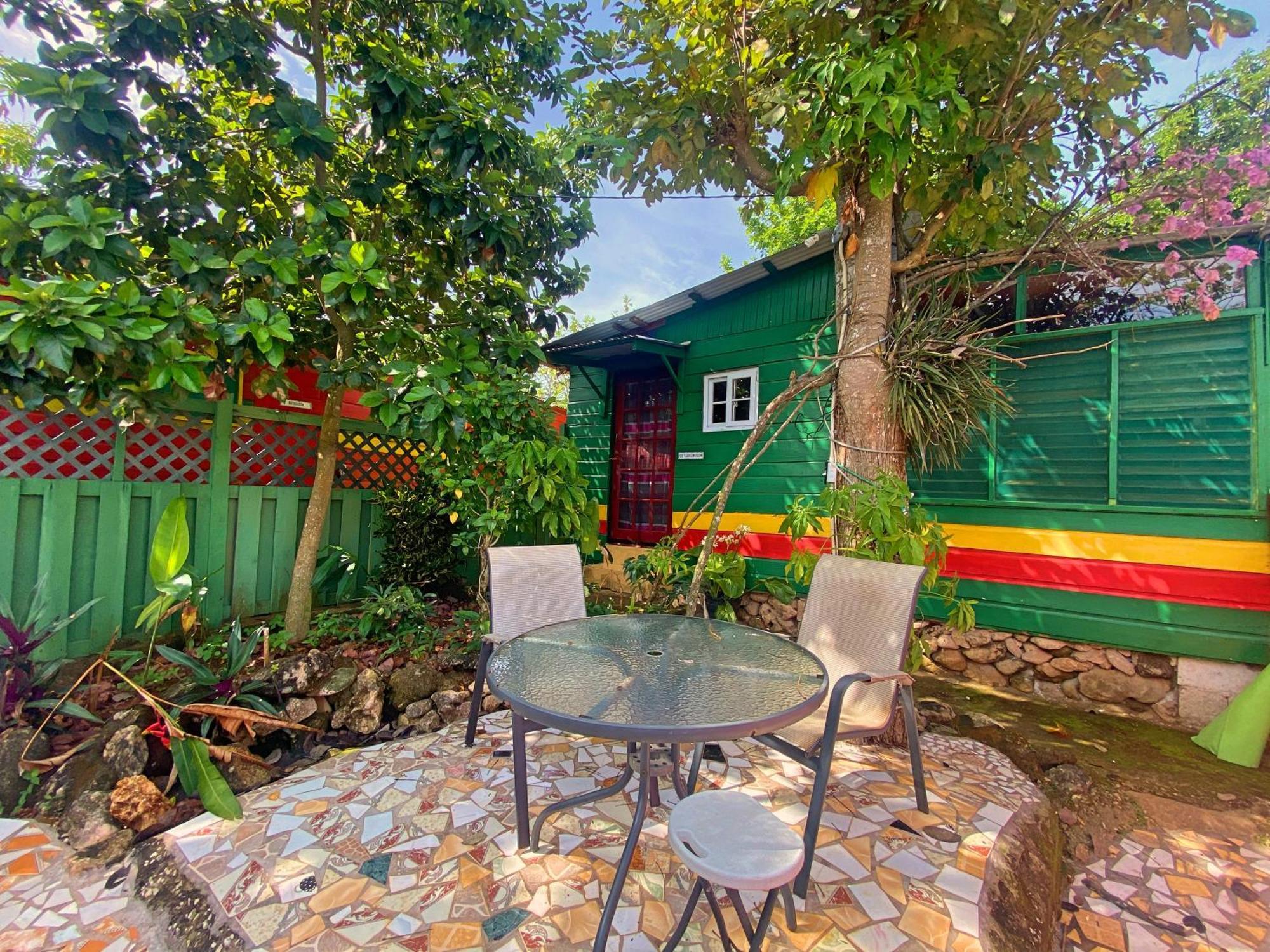 Judy House Cottages And Rooms Negril Exterior photo