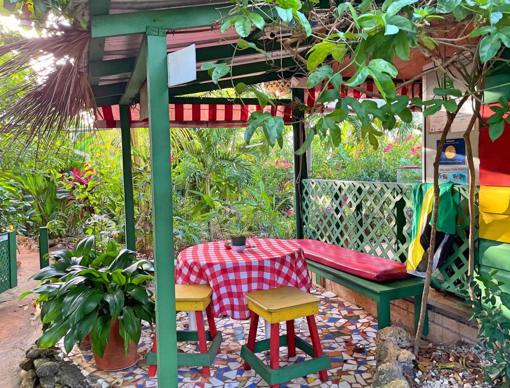 Judy House Cottages And Rooms Negril Room photo